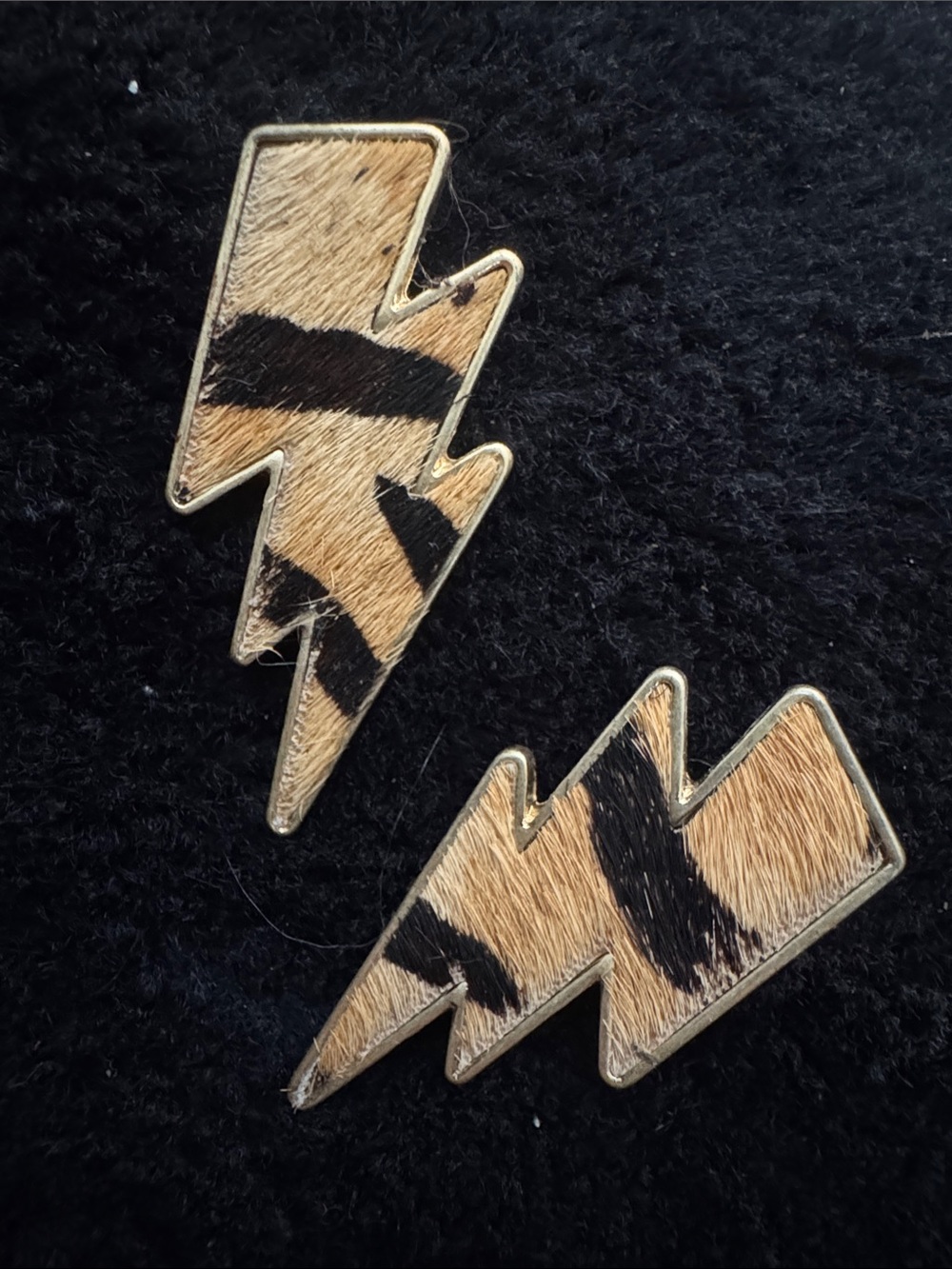 Lightning Bolt Animal Print Earrings - Tan & Black